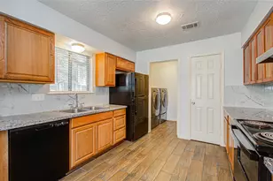 2702 Fir Crest Ct, Stafford, TX 77477 - Photo 11