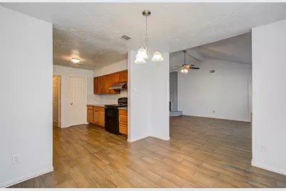 2702 Fir Crest Court, Stafford, TX 77477 - Photo 9