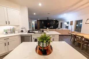 3057 Pampaneria Dr, Conroe, TX 77301 - Photo 9