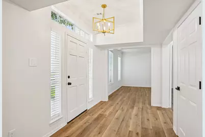 1808 N Mission Circle, Friendswood, TX 77546 - Photo 3