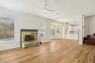 1808 N Mission Cir, Friendswood, TX 77546 - Photo 7
