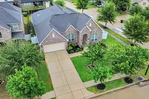 5835 Chaste Ct, Rosenberg, TX 77469 - Photo 7
