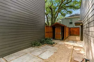 1914 Branard St, Houston, TX 77098 - Photo 17