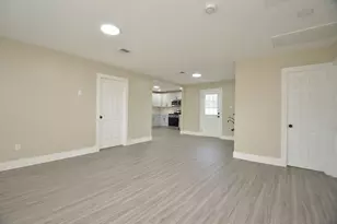 6801 Kassarine Pass, Houston, TX 77033 - Photo 5