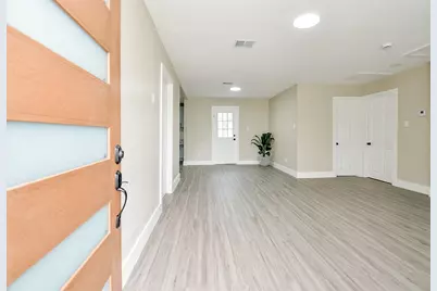 6801 Kassarine Pass, Houston, TX 77033 - Photo 23