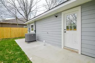 6801 Kassarine Pass, Houston, TX 77033 - Photo 37