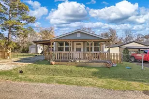 263 Sandy Ridge Dr, Livingston, TX 77351 - Photo 1