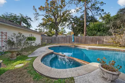 5934 Theall Road, Houston, TX 77066 - Photo 33