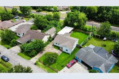 7819 Fir Street, Houston, TX 77012 - Photo 3