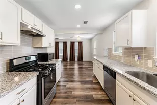 7819 Fir St, Houston, TX 77012 - Photo 13