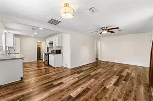 7819 Fir St, Houston, TX 77012 - Photo 9