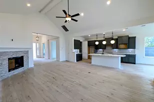 18043 Brennie Bird Ln, Conroe, TX 77302 - Photo 3