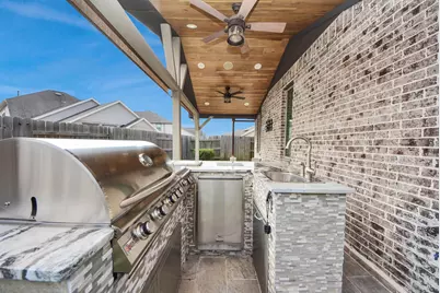 6110 Dovetail Cliff Court, Katy, TX 77493 - Photo 19