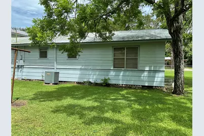 297 6th Street E, Markham, TX 77456 - Photo 3
