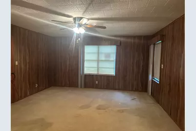 297 6th Street E, Markham, TX 77456 - Photo 7