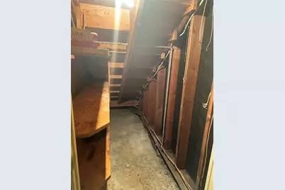297 6th Street E, Markham, TX 77456 - Photo 23