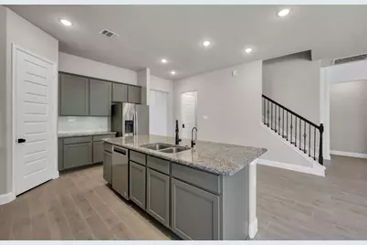 10057 Red Beadtree Place, Conroe, TX 77385 - Photo 13