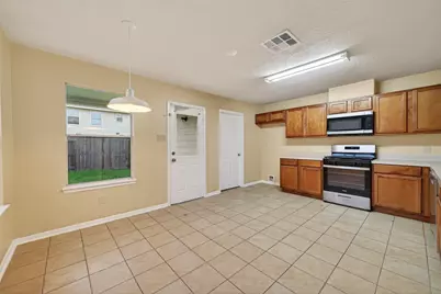 19538 Billineys Park Drive, Katy, TX 77449 - Photo 11