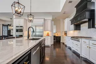 4926 Beekman Drive, Missouri City, TX 77459 - Photo 11