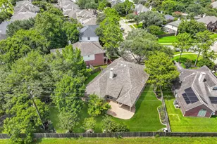 3902 Amerson Ct, Pearland, TX 77584 - Photo 31