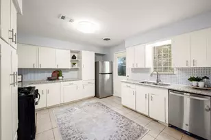 4326 Akard St, Houston, TX 77047 - Photo 13