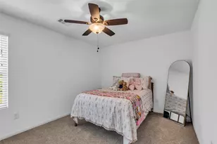 16718 Warbler Dr, Conroe, TX 77385 - Photo 27