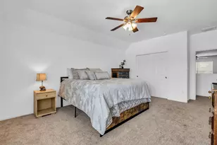 16718 Warbler Dr, Conroe, TX 77385 - Photo 19