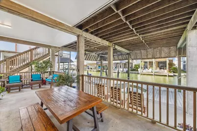 422 Windward Way, Tiki Island, TX 77554 - Photo 15