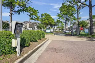 11957 Bob White Dr, Houston, TX 77035 - Photo 21