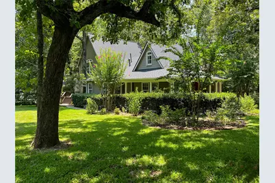 1693 Mohawk Drive, Montgomery, TX 77316 - Photo 1