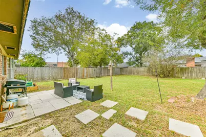 5526 Thornwood Circle, Dickinson, TX 77539 - Photo 17
