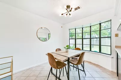 5526 Thornwood Circle, Dickinson, TX 77539 - Photo 9