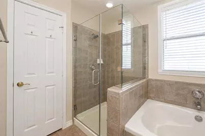 2400 McCue Road #401, Houston, TX 77056 - Photo 23
