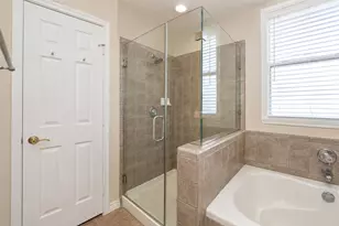 2400 McCue Rd, Houston, TX 77056 - Photo 23