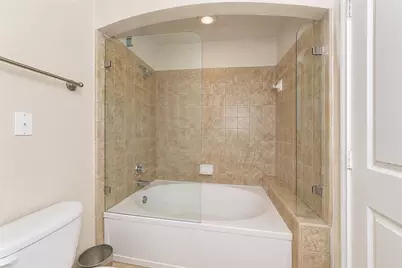 2400 McCue Road #401, Houston, TX 77056 - Photo 21