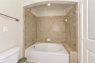 2400 McCue Rd, Houston, TX 77056 - Photo 21