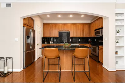 2400 McCue Road #401, Houston, TX 77056 - Photo 7