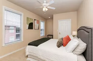 2400 McCue Rd, Houston, TX 77056 - Photo 23