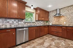 8102 Bo Jack Dr, Houston, TX 77040 - Photo 19