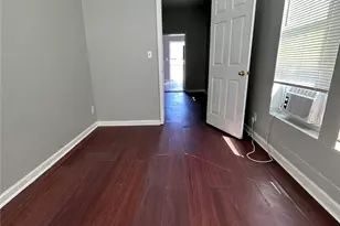 910 37th St, Galveston, TX 77550 - Photo 9