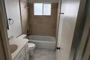 2206 Round Lake Dr, Houston, TX 77077 - Photo 13