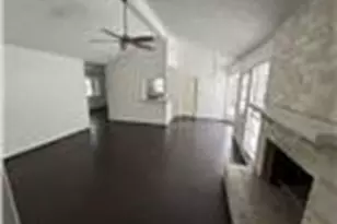 2206 Round Lake Dr, Houston, TX 77077 - Photo 5