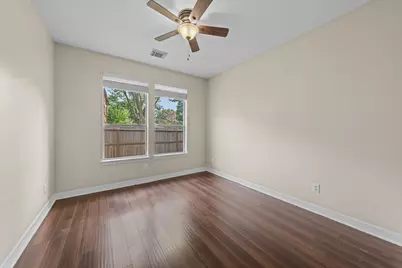 7803 Cadenza Court, Houston, TX 77040 - Photo 11