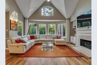 131 W Slatestone Circle, The Woodlands, TX 77382 - Photo 11