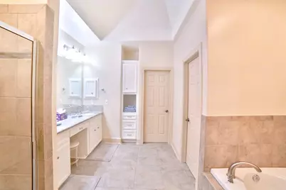 2410 Dorrington Street #C, Houston, TX 77030 - Photo 13