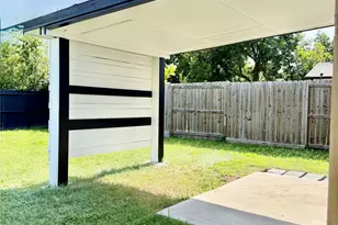 4126 Dorchester St, Houston, TX 77016 - Photo 37