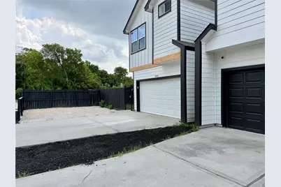 4126 Dorchester Street, Houston, TX 77016 - Photo 5
