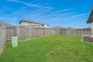 13243 Montane Manor Ln, Houston, TX 77044 - Photo 17