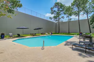 651 Bering Dr, Houston, TX 77057 - Photo 35