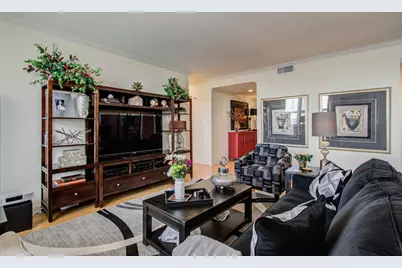 651 Bering Drive #1502, Houston, TX 77057 - Photo 7